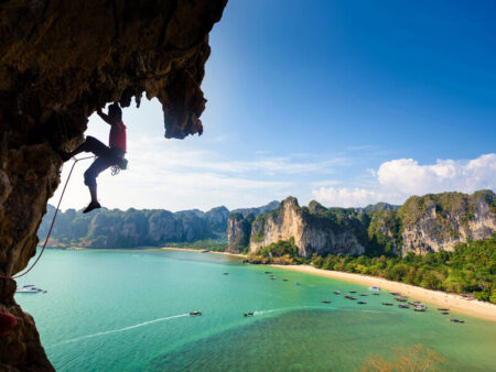 Pantai-Railay tempat menarik di krabi thailand