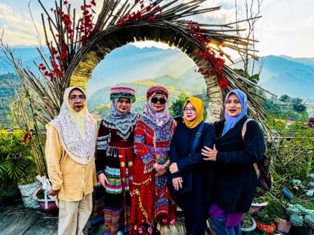 Pakej Hanoi Halong Bay Sapa Manazel Mashaer Travel