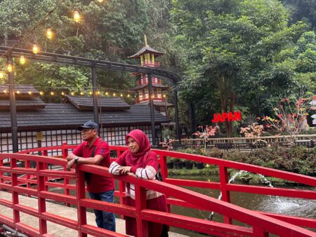 Pakej Jakarta Bandung Manazel Mashaer Travel