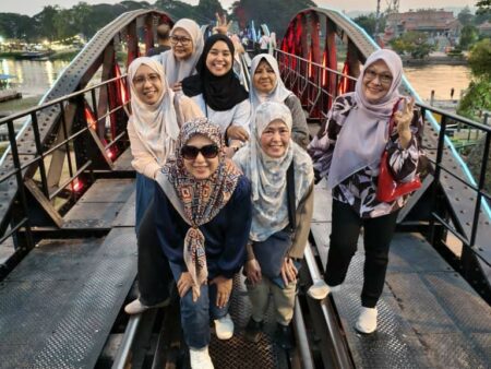 Pakej Bangkok Kanchanaburi Manazel Mashaer Travel